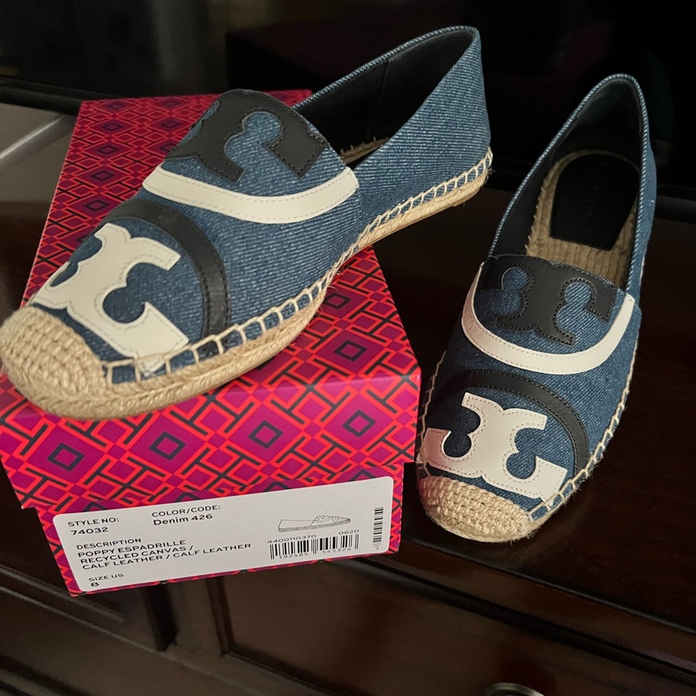 Tory Burch Espradille size 8